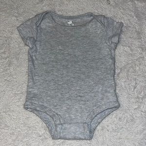 (3 for $10) rococo grey bodysuit